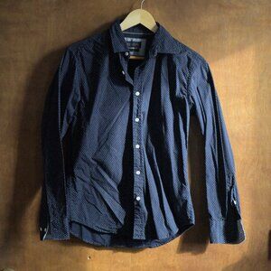 Gentlemen's Outfitters Long Sleeve Button Up Shirt. Men's Small.